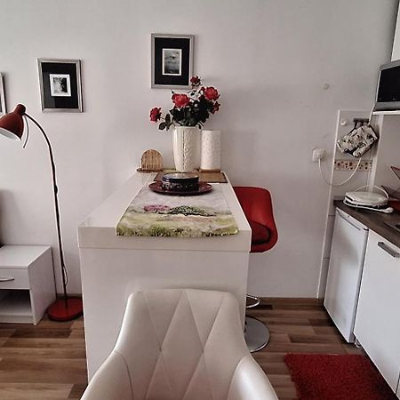 Klara Studio Apartman Сплит Экстерьер фото